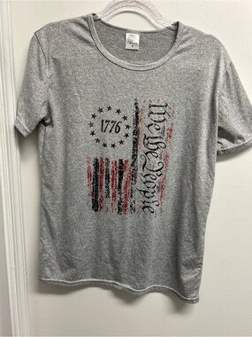 Gray 'We the People' 1776 Graphic Tee